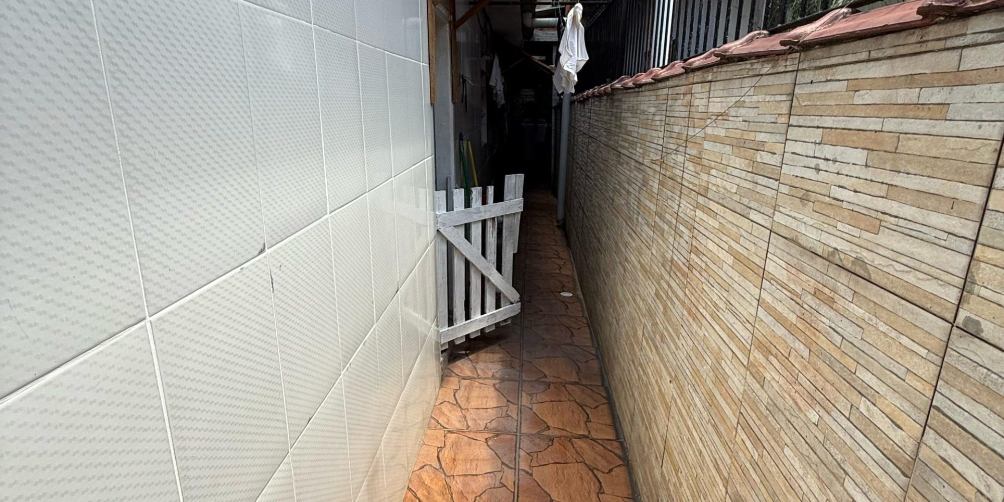 b0d17270-82c8-406c-a5d5-75fd9992528c